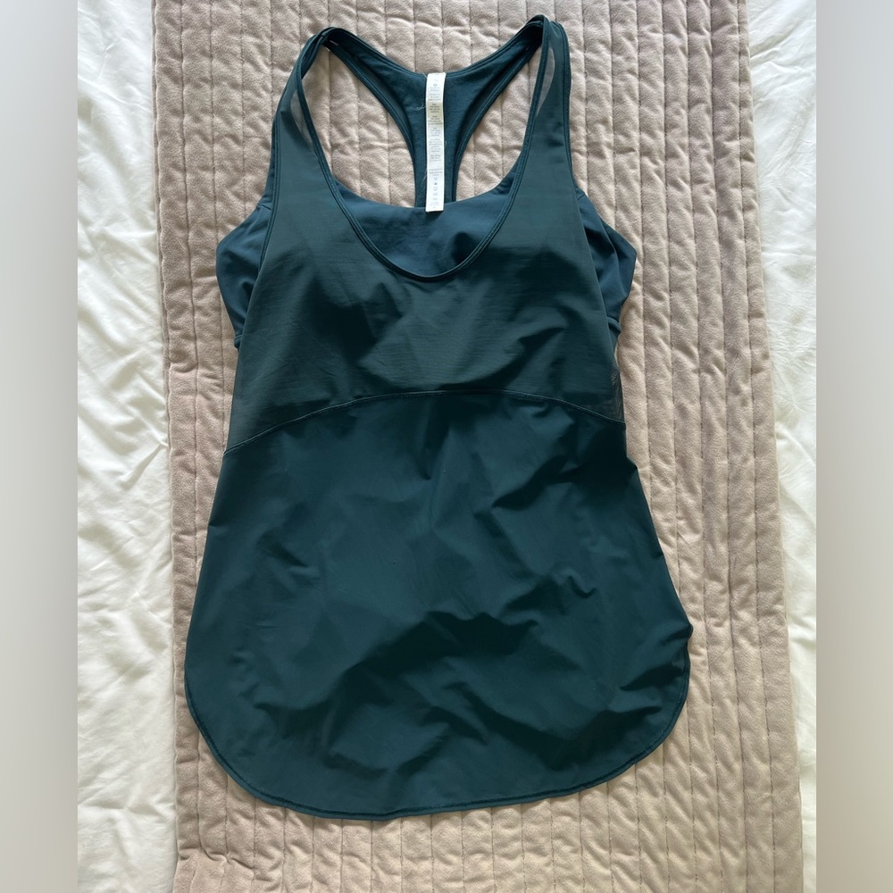 🔆🔆RACERBACK TANK WITH BUILT IN BRA 🔆🔆